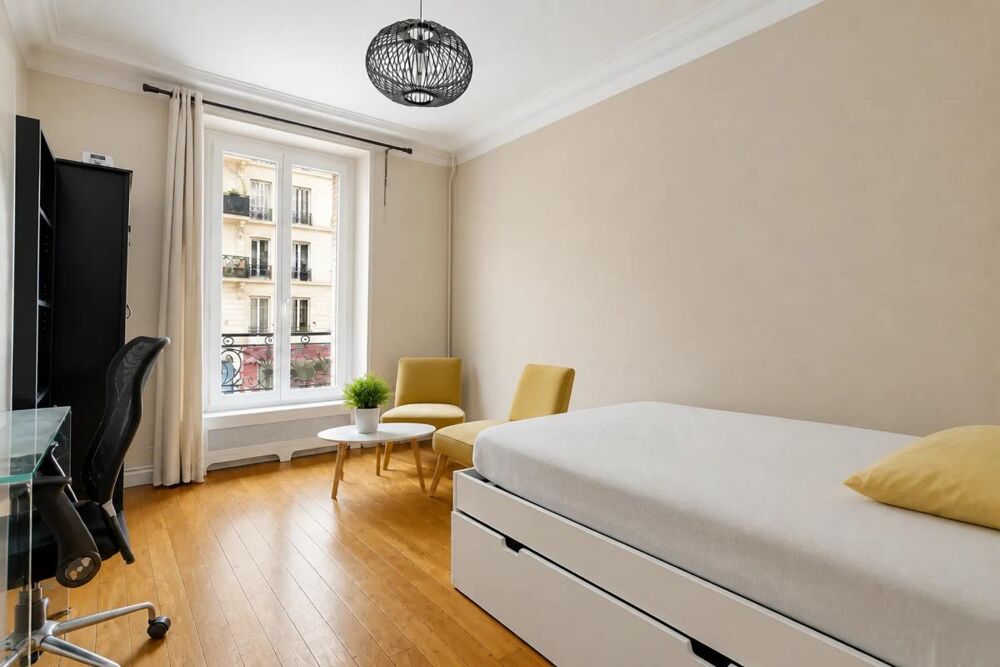 Vente Appartement Appartement 3 pièces - 56 m2 - Paris 75018 Paris 18