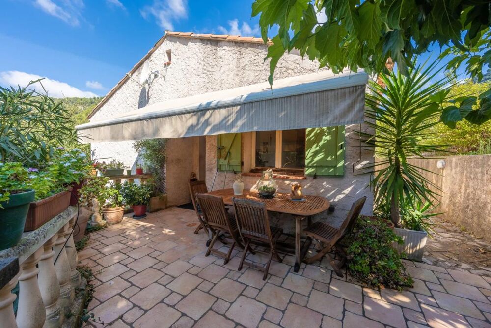 Maison de 7 pièces de 130 m² à Peille