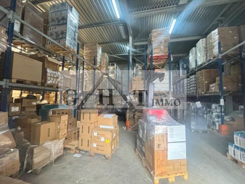   ENTREPOT BUREAUX 2800 M² A LA VENTE A CRÉTEIL 