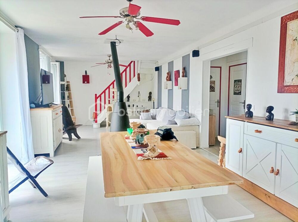 Vente Maison Maison familiale rénovée avec appartement indépendant, grand garage et piscine – À deux pas des commodités Gourdon