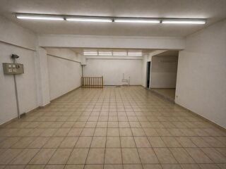  Parking / Garage à vendre 3 pièces 155 m²