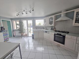  Maison  vendre 6 pices 103 m