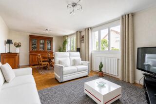  Maison à vendre 15 + pièces 220 m²