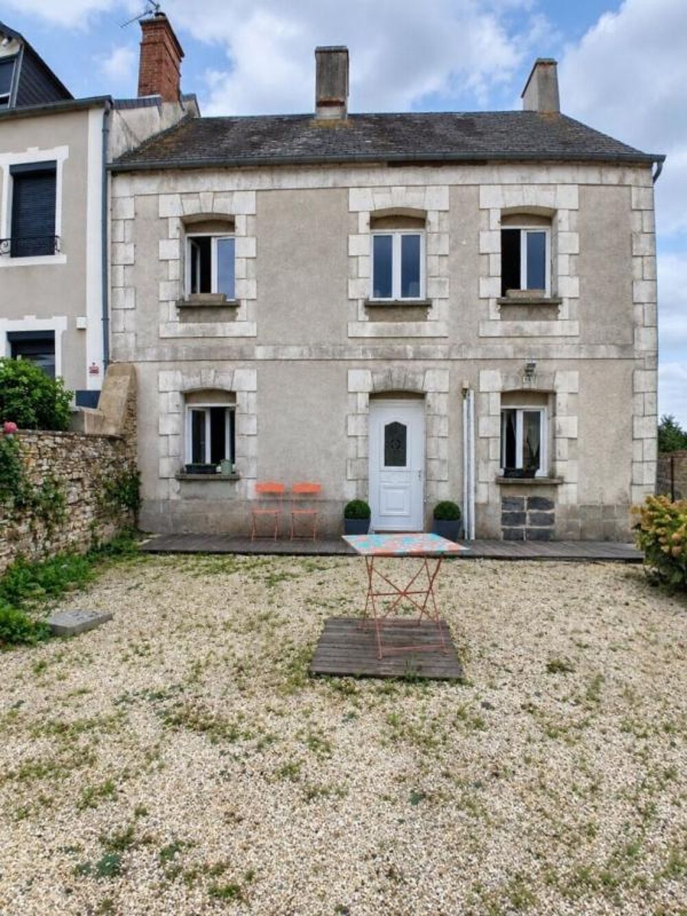 Vente Maison MAISON 88 M² 2 CHAMBRES + 1 BUREAU - TERRAIN 1 000 M² Torigny les villes