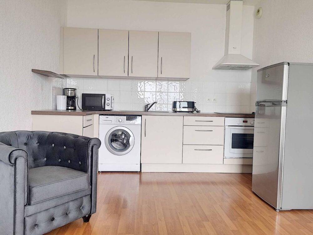Location Appartement F2 MEUBLÉ SANGUINAIRES Ajaccio