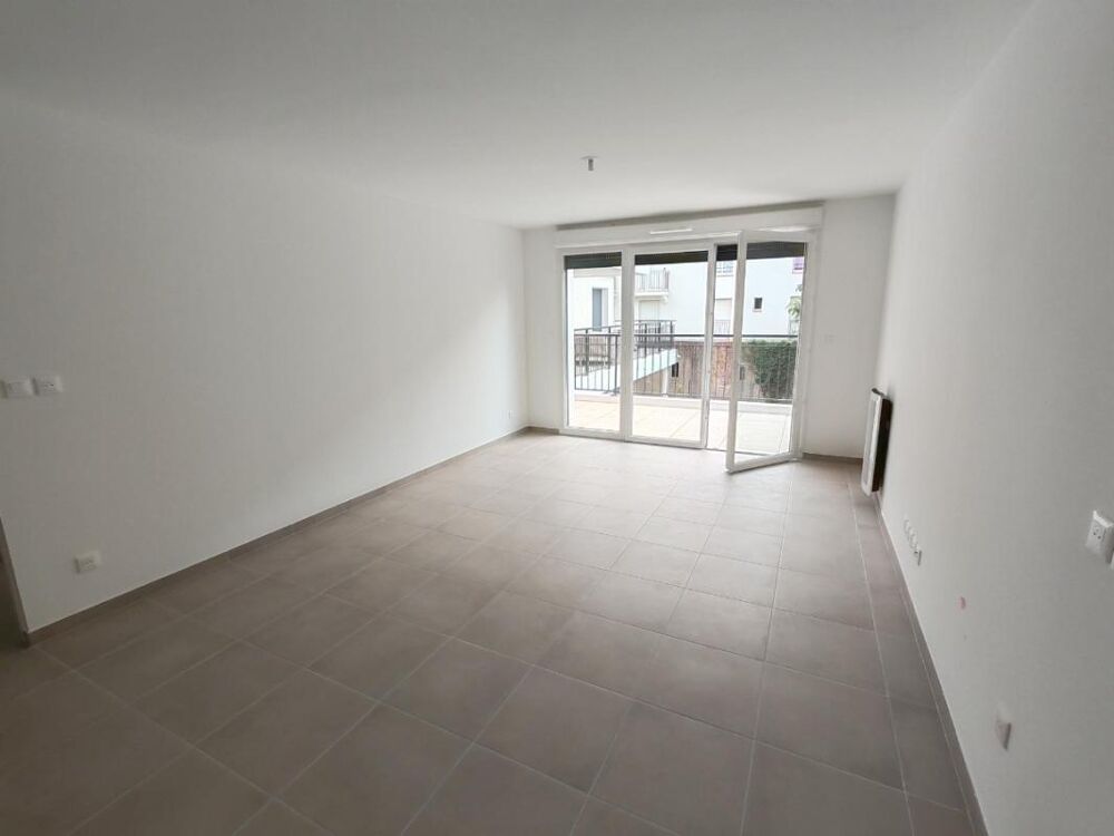 Location Appartement T2 NEUF avec balcon et parking à COGOLIN Cogolin