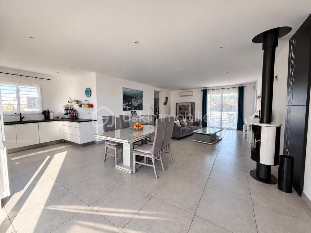 Vente Maison Maison plain-pied 3 chambres – Piscine – DPE A – Saint-Hilaire-de-Brethmas Saint hilaire de brethmas