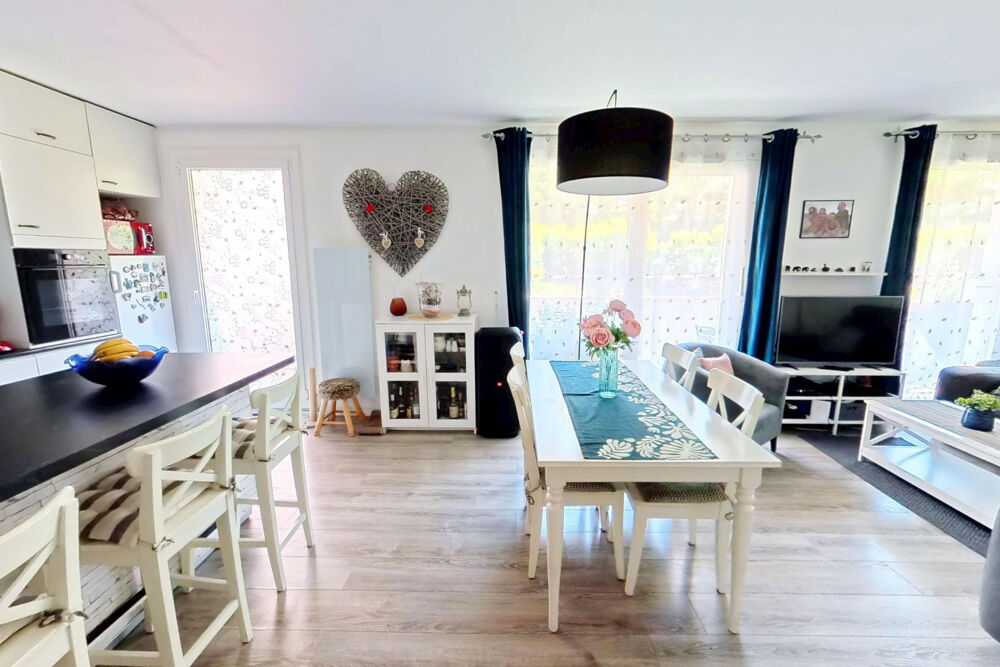 Appartement 3 pièces avec grand balcon plein sud