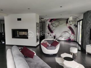  Propri�t�/ch�teau � vendre 6 pi�ces 197 m�