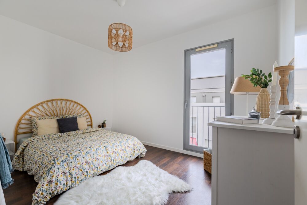Vente Appartement Bordeaux - Chartrons / Bassins à flot – T3 avec terrasse de 20 m² et parking Bordeaux