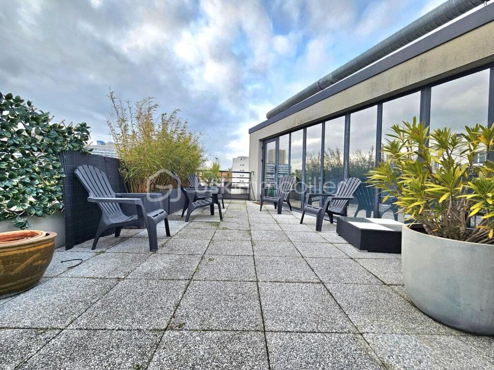 Vente Duplex/Triplex Métro Mairie DUPLEX dernier étage avec Terrasse ROOFTOP de 78m² SUD parking cave DPE C Montreuil