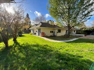  Maison à vendre 8 pièces 230 m²