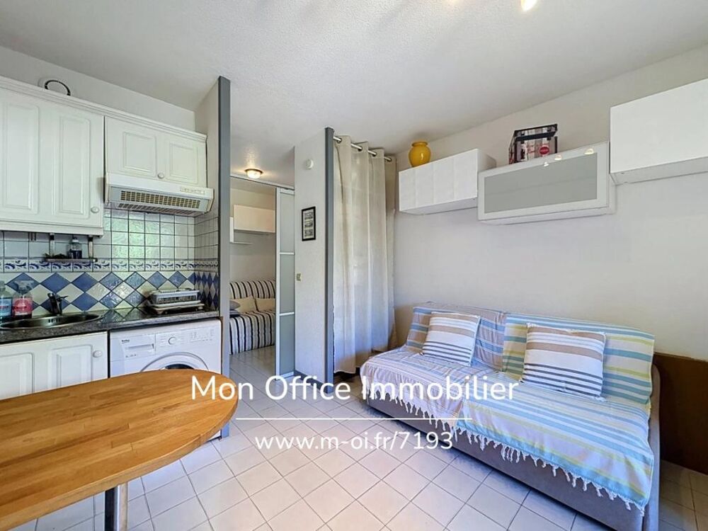 Vente Appartement Référence : 7193-LES - STUDIO AVEC TERRASSE ET PARKING DANS RÉSIDENCE CALME AVEC PISCINE À CAVALAIRE SUR MER Cavalaire sur mer