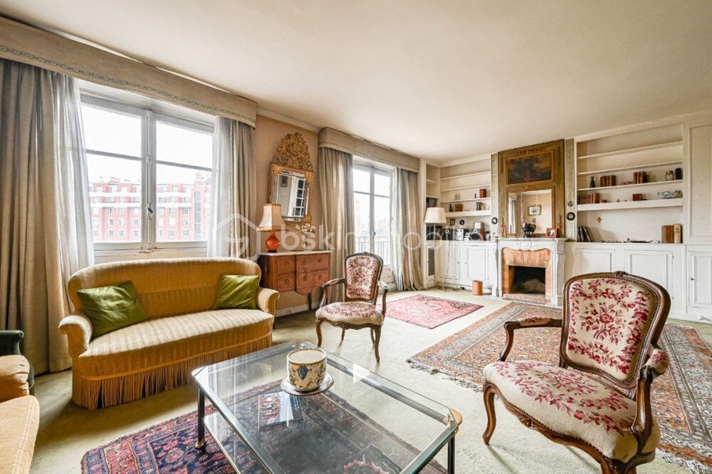 Appartement 7 pièce(s) 142 m²à vendre Paris-16e-arrondissement