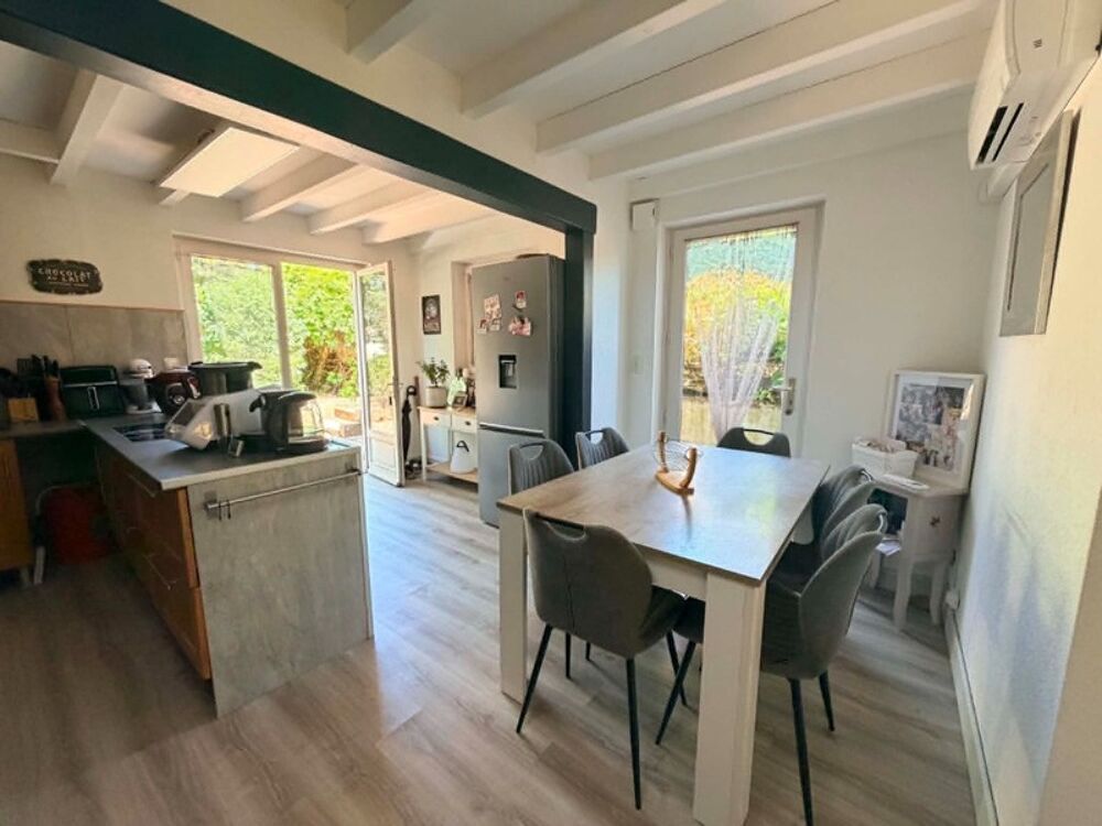 MAISON 96 M² AU CALME SANS VIS A VIS, 3 CHAMBRES, TERRAIN DE 859 m², TERRASSE DE 30m², GARAGE, DOUBLE VITRAGE, POMPE A CHALEUR,
