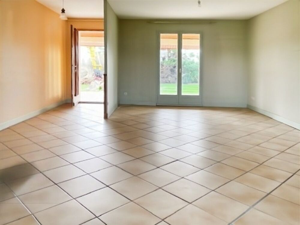 A VERNEUIL SUR VIENNE MAISON DE PLAIN PIED DE 95 M² 3 BELLES CHAMBRES SUR 1509 M² DE TERRAIN