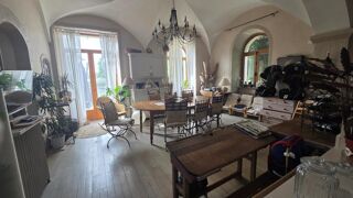  Propriété/château à vendre 12 pièces 296 m²