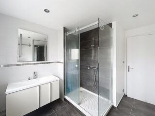  Appartement � louer 3 pi�ces 82 m�