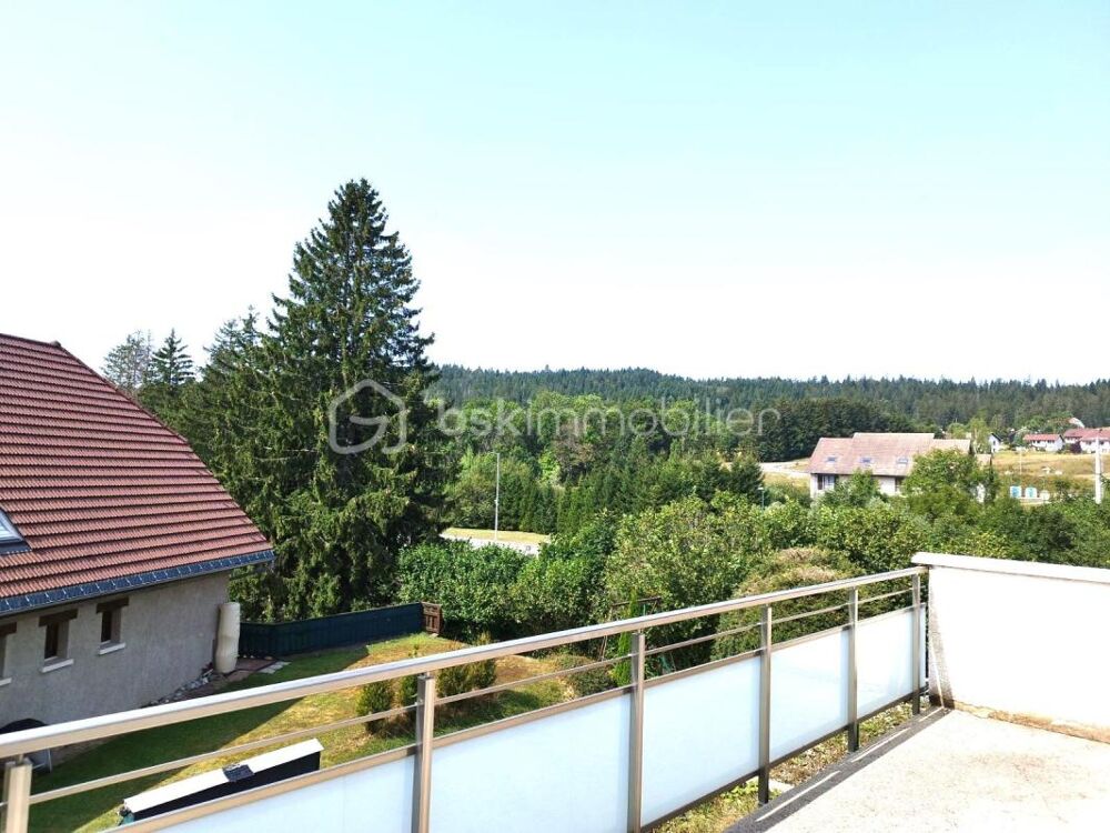 Maison neuve à terminer  135 m² habitables + 113 m² de sous-sol  Quartier recherché des Marais