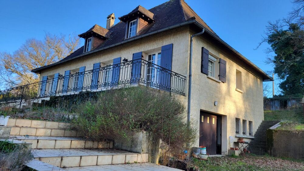 Maison 24400 Mussidan 6 pièces 112 m2 sous sol total garage atelier pièce grenier jardin 2350 m²