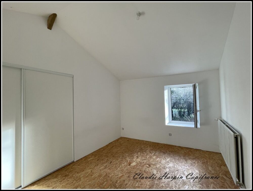 Vente Maison Dpt  (79), à vendre CLAVE :  maison P6 de 133.19 m² - 4 ch - dépendances - Terrain de 17 hectares, forage Clave