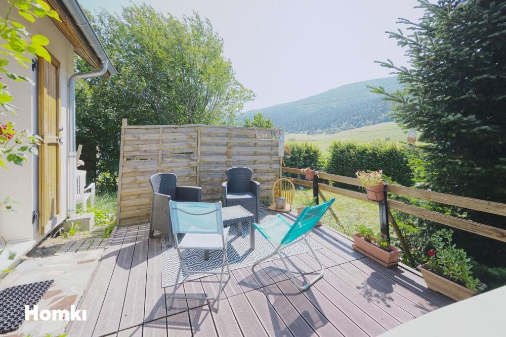 Maison familiale de 136 m² avec appartement indépendant  Un véritable havre de paix au coeur du Vercors