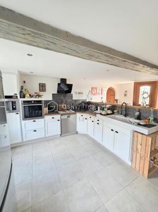  Propri�t�/ch�teau � vendre 5 pi�ces 121 m�