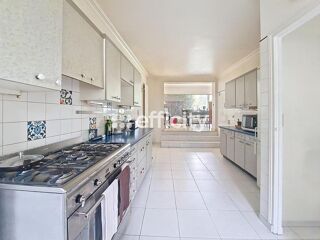  Maison à vendre 10 pièces 220 m²
