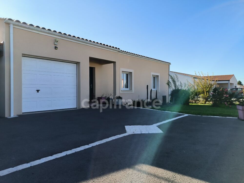 Vente Maison Maison de 2014 avec piscine, 120 m² + garage 20 m² Pisany