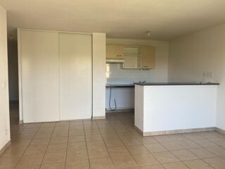  Appartement à louer 3 pièces 55 m²