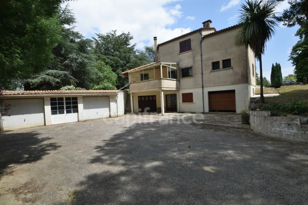 Maison 4 chambres - 1 bureau - dépendances - terrain clos 22 694m2 à MEILHAN SUR GARONNE (47)