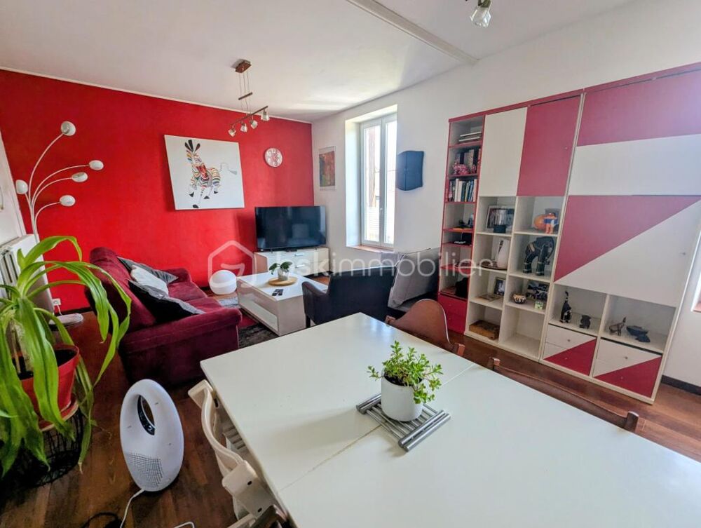Vente Maison Maison située en centre ville de FOUGERES 35300 Fougeres