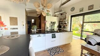  Propriété/château à vendre 9 pièces 320 m²