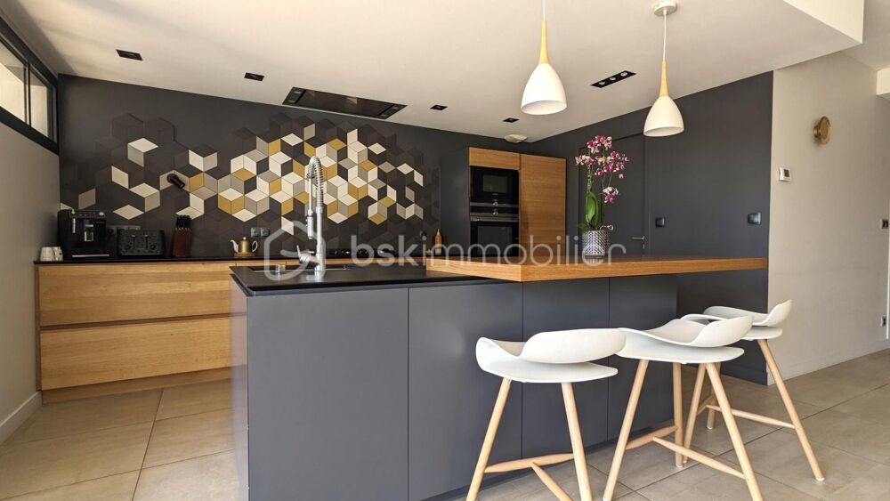 Vente Maison MAGNIFIQUE MAISON PLAIN PIED INTEGRALEMENT RENOVÉE Merignac