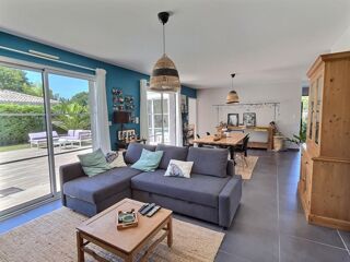  Maison  vendre 6 pices 156 m