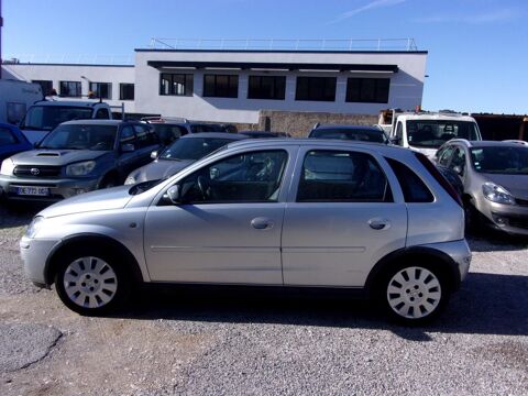 Corsa III 1,4 i TWINPORT COSMO 90CV 2003 occasion 13510 &Eacute;guilles