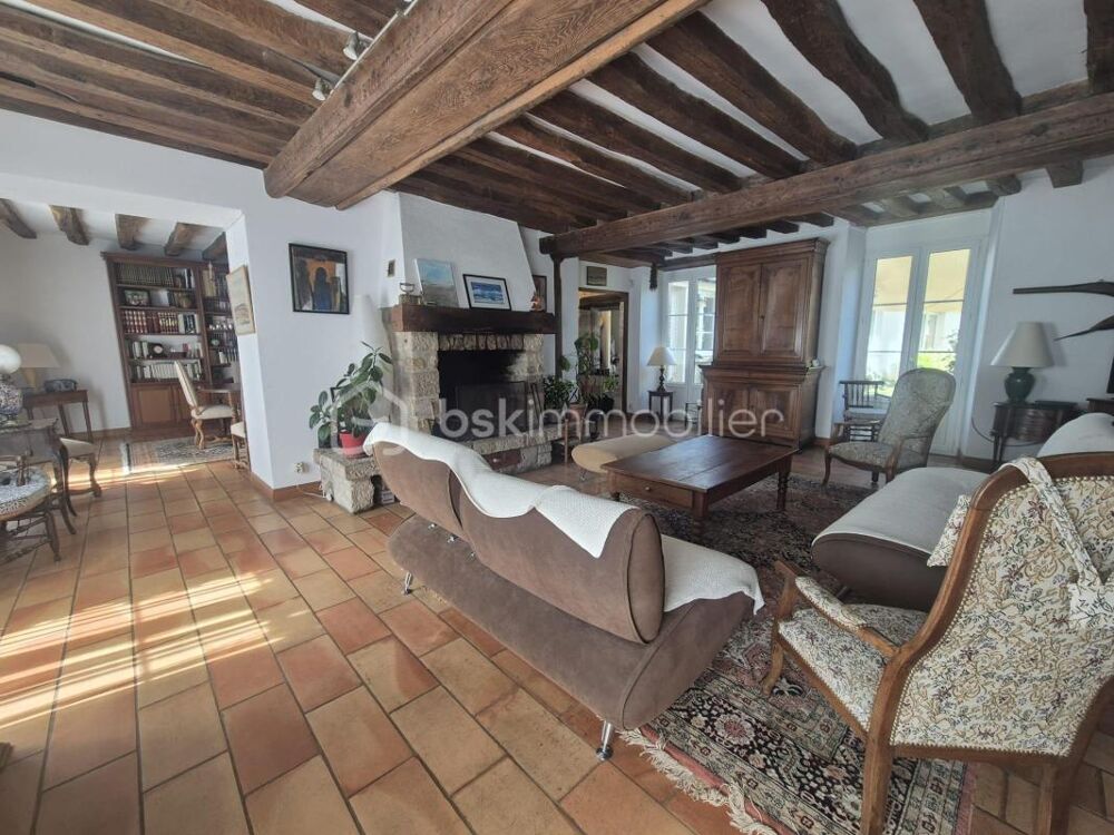 Maison familiale avec suite parentale et dépendance