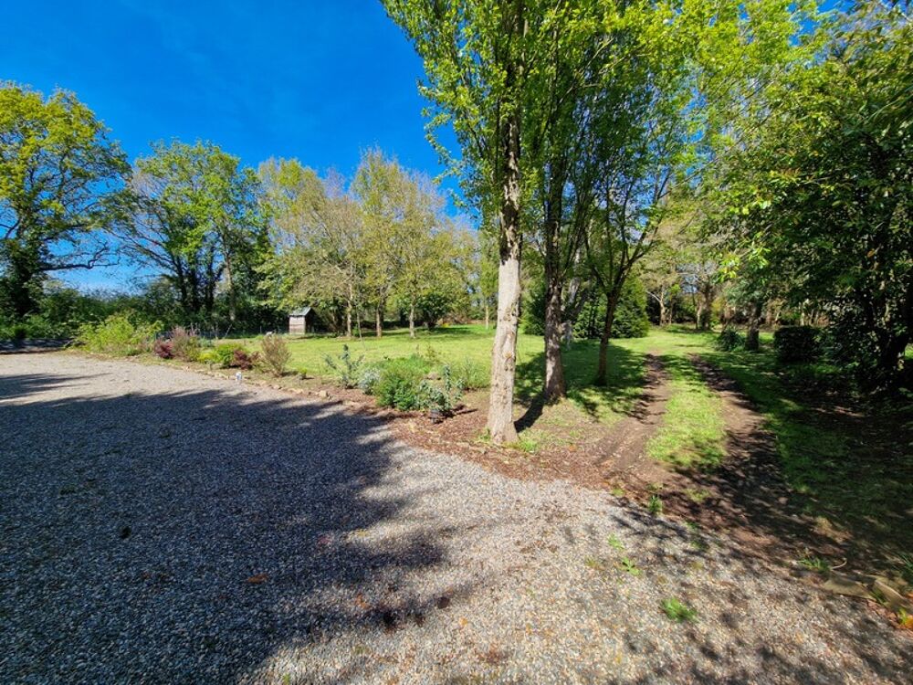 � vendre  Propri�t�/ch�teau Pl�guien (22290)