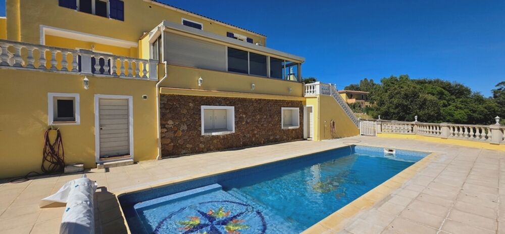 CALENZANA Maison à vendre 305 m² terrain de 5600 m² - Piscine - vue sur Calvi