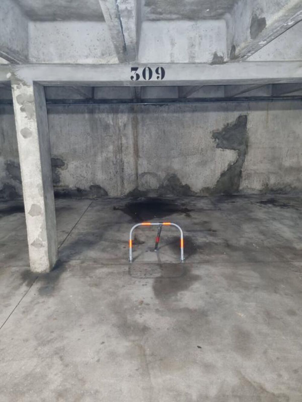Vente Parking/Garage PLACE DE PARKING  en sous sol Fontaine d'ouche Dijon
