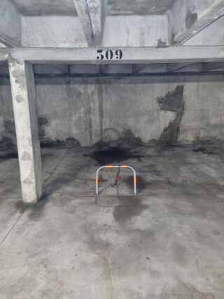  Parking / Garage à vendre 