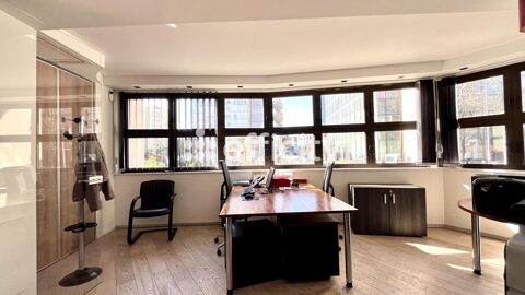   Bureau 