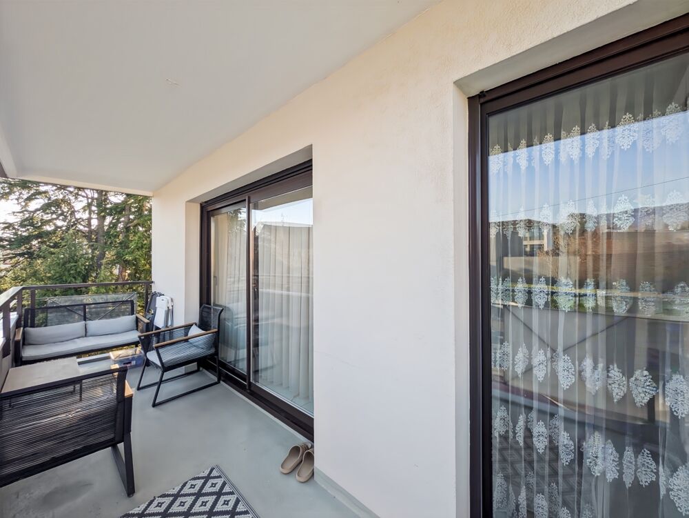 Dpt Haute Savoie (74), à vendre THONON-LES-BAINS - Lumineux T3 de 63m² avec double balcon  Secteur très recherché