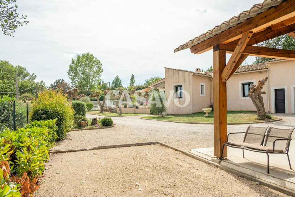Vente Maison Vente Maison 7 pièces de 176m² - 13540 Aix-en-Provence Aix en provence