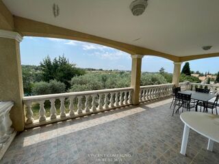  Maison  vendre 6 pices 220 m