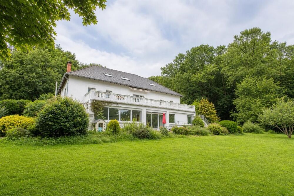 Vente Maison Maison de 14 pièces de 510 m² à Verdelot Verdelot