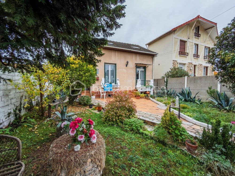 Villeneuve-Saint-Georges - Maison familiale avec Studio indépendant et Jardin !