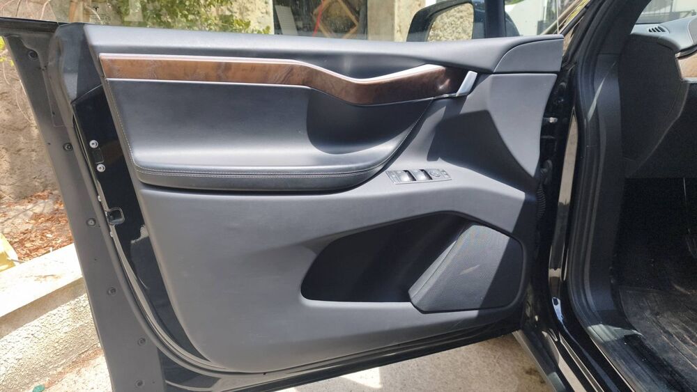 Model X 417 90d - Automatique 2017 occasion 34500 Beziers