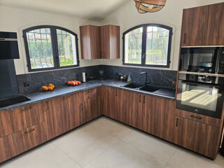  Villa � vendre 7 pi�ces 210 m�