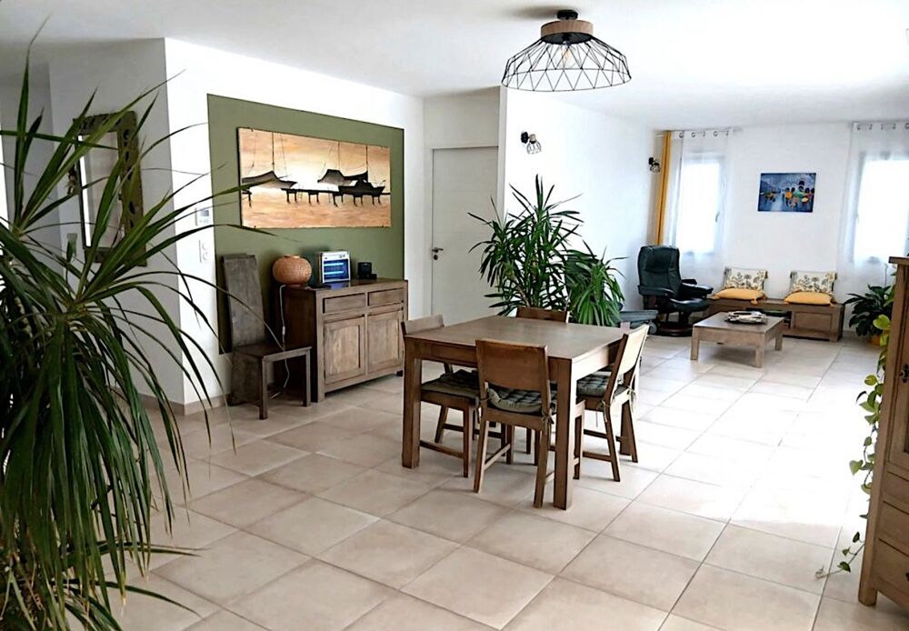 Vente Maison Maison à vendre 5 pièces LA ROQUETTE SUR SIAGNE (06) La roquette sur siagne